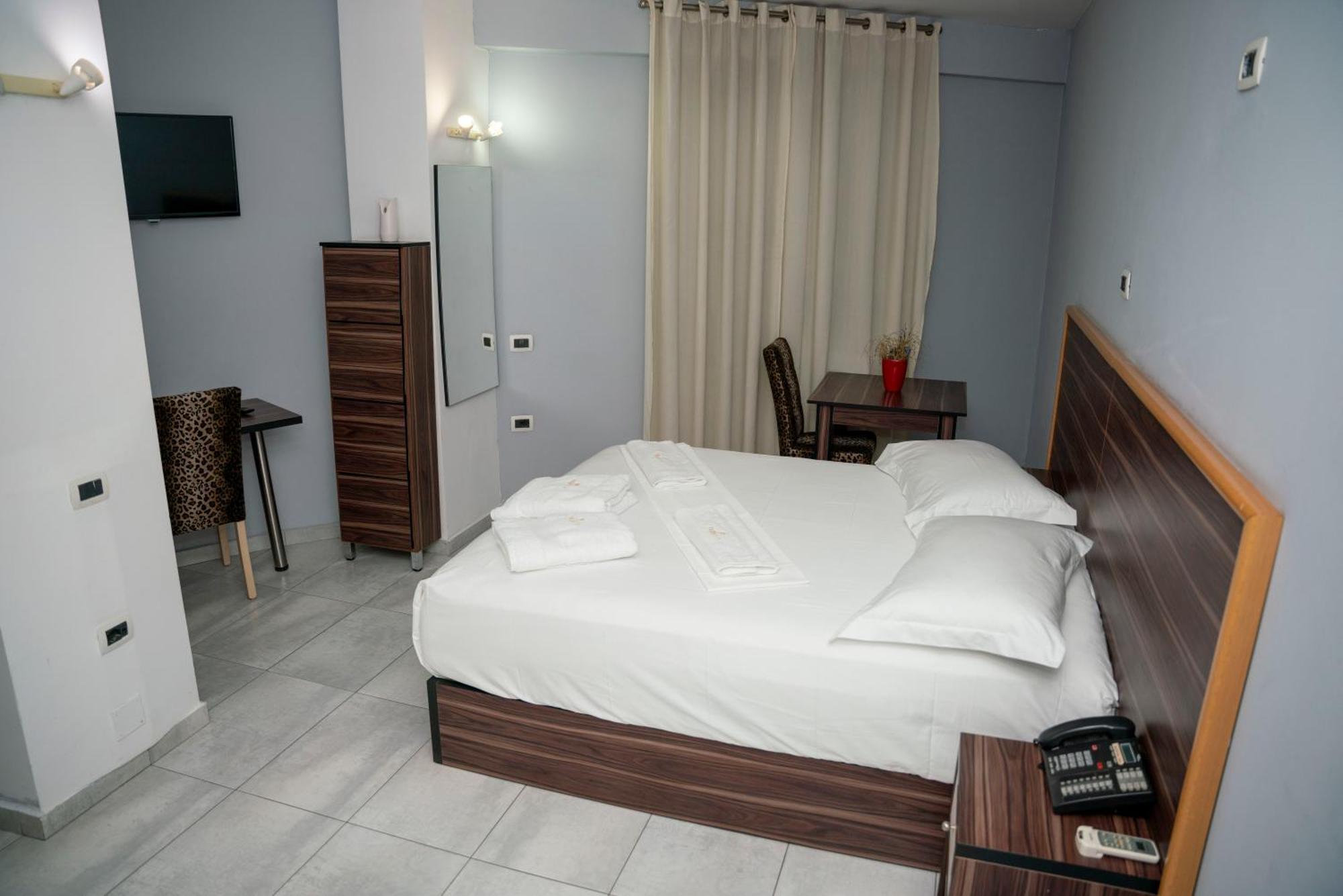 Hotel Pernoca Dıraç Dış mekan fotoğraf