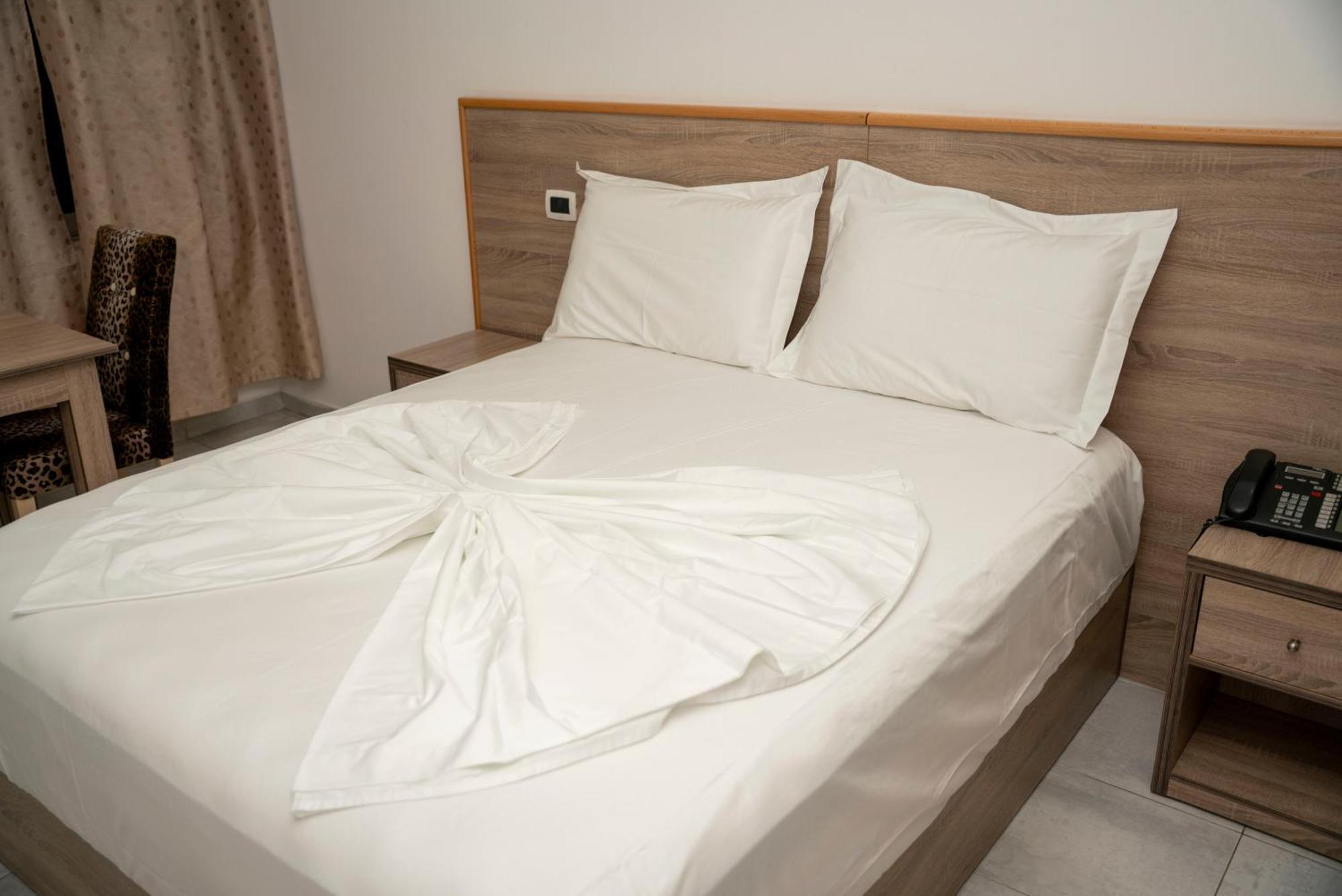 Hotel Pernoca Dıraç Dış mekan fotoğraf